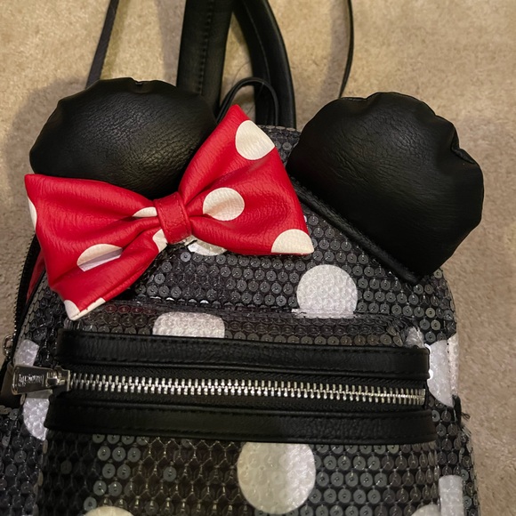 Loungefly Minnie Mouse Backpack - Picture 2 of 6